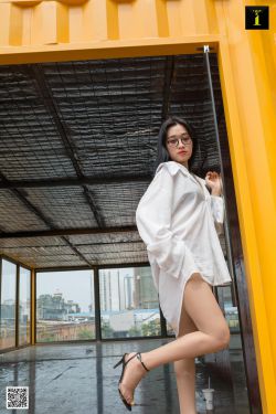 丝袜美女诱惑